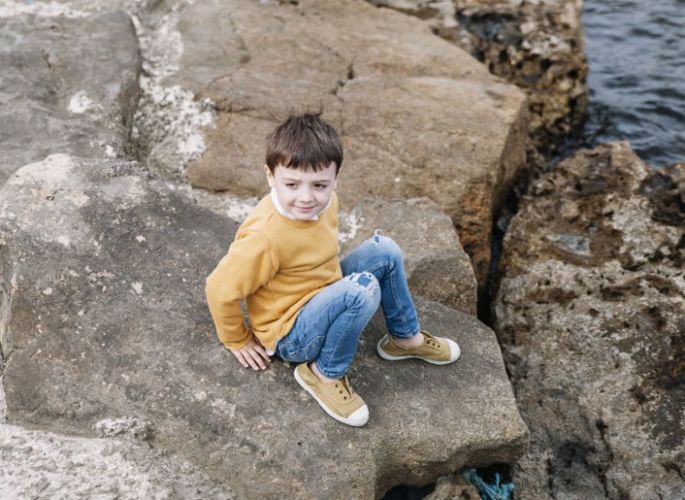 Zapato niño de lona con cordones. Zapatos para niños. Calzados niño.